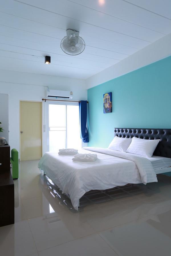 Hotel 2Bedtel Bangkok Esterno foto